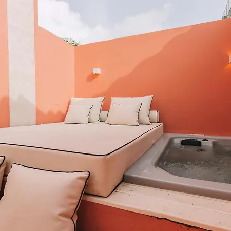 Konukevi Torel Palace 5*