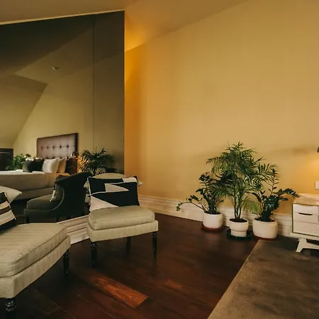 Guest house Torel Palace Lisbon
