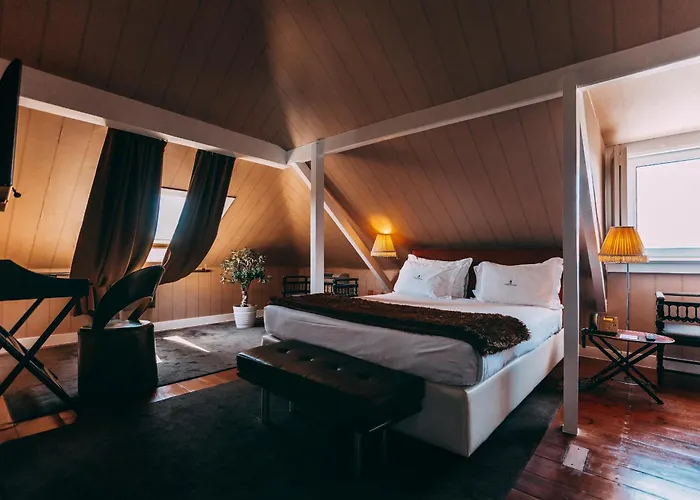 Konukevi Torel Palace Lisboa