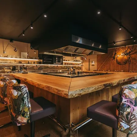 Torel Palace Maison d'hôtes